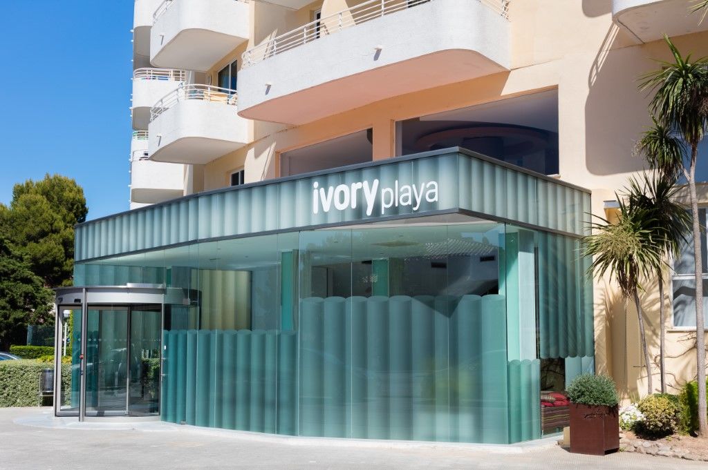 Hotel Ivory Playa Sports & Spa Alcúdia Buitenkant foto